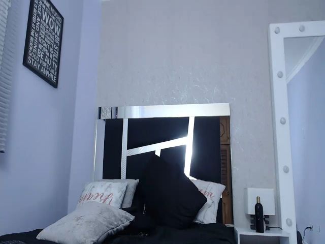 Live sex webcam photo for Pythonissa97 #257084911