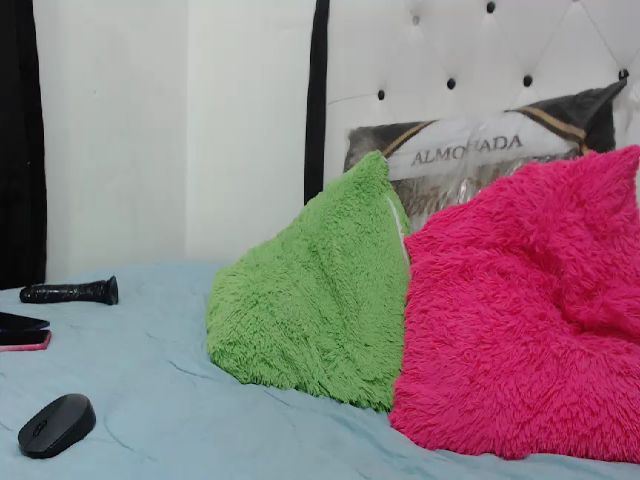 Live sex webcam photo for sheila_hot #261884078