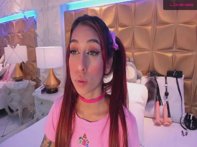 Live sex webcam photo for CandyLaw_ #255342937