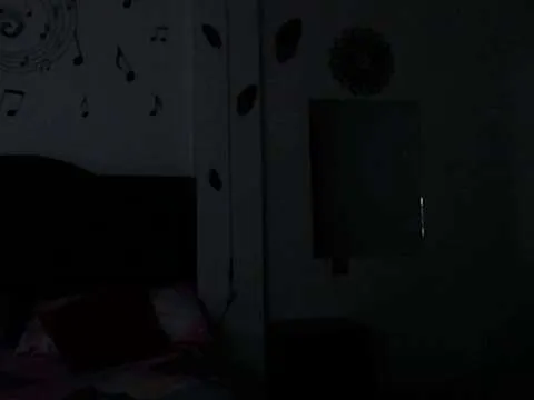 Live sex webcam photo for Violet_Tylerpink #252058564