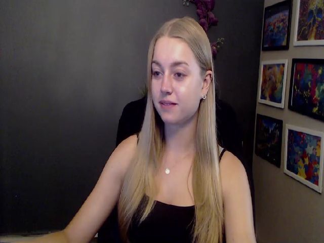 Live sex webcam photo for LUSTerica #253003367