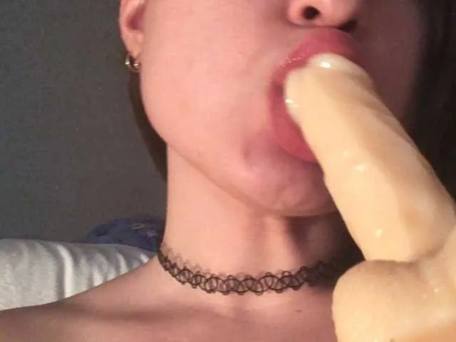 Live sex webcam photo for SiaKriSti #241103834