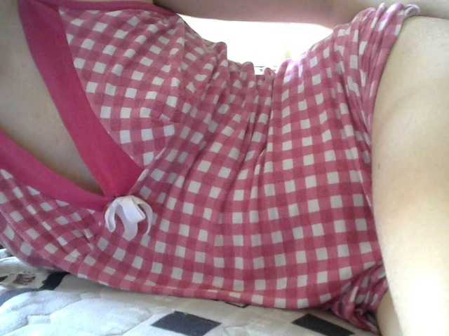 Live sex webcam photo for Saraoff82 #241368375