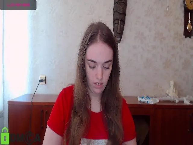 Live sex webcam photo for Fi_Lena #260599348