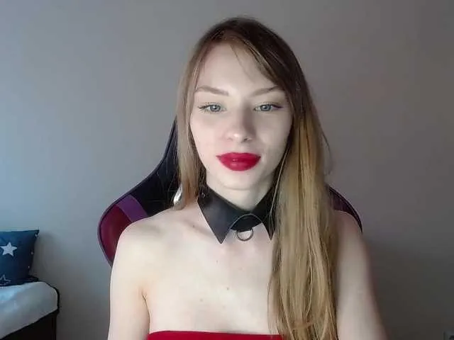 Live sex webcam photo for Emerald20 #251029831