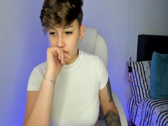 Live sex webcam photo for SalemJimenez #254365155