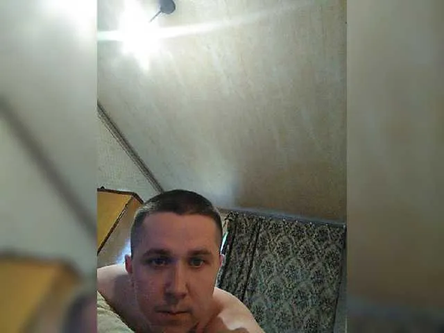 Live sex webcam photo for AlinaPixel #242852410