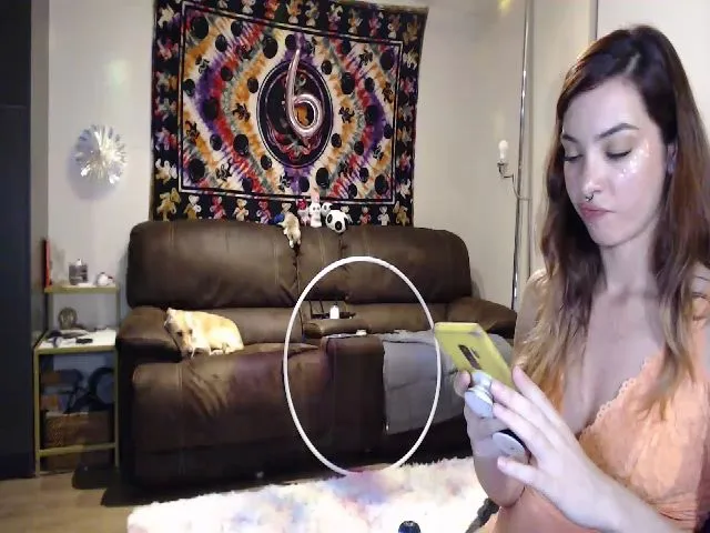 Live sex webcam photo for JaylaBliss #259741755