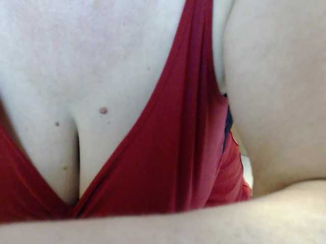 Live sex webcam photo for MadamSG #254715779