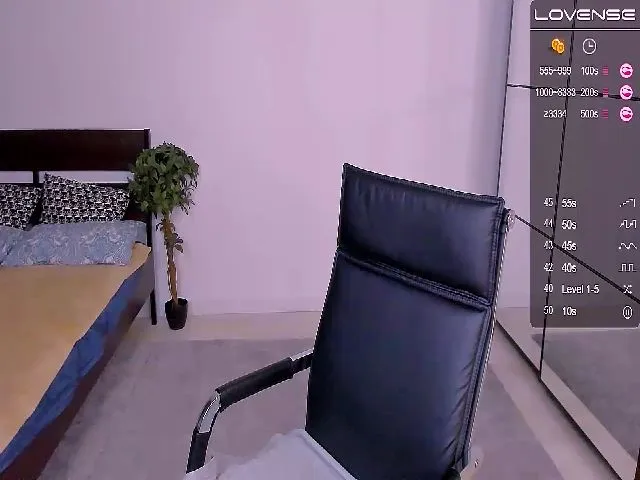 Live sex webcam photo for JIJISPA #255750169