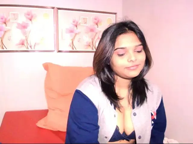 Live sex webcam photo for Indiankimmy #255268452