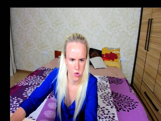 Live sex webcam photo for SusanSmite #256031191