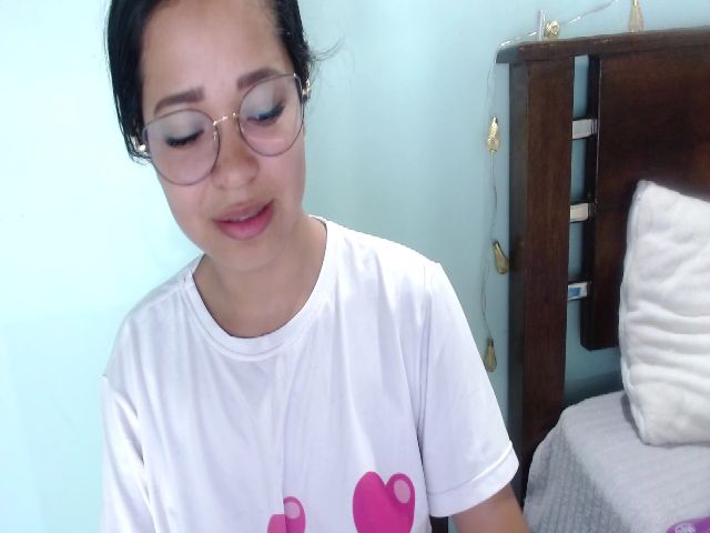 Live sex webcam photo for Gina_reid #256252756