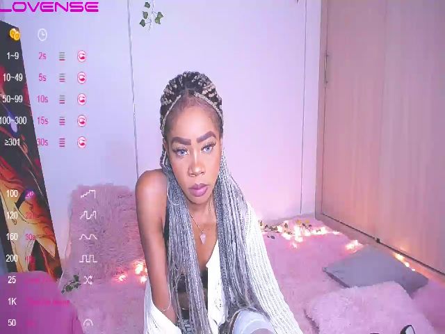 Live sex webcam photo for Aria_brown_ #260820038