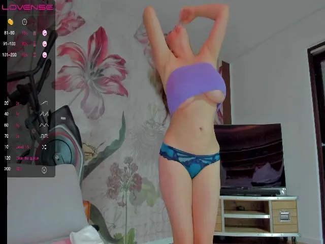 Live sex webcam photo for MySoFtyGuNs #252375625