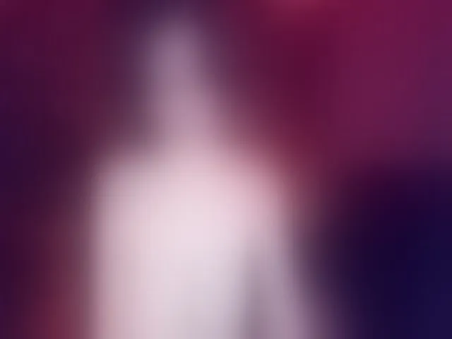 Live sex webcam photo for MileyDreams #255430281