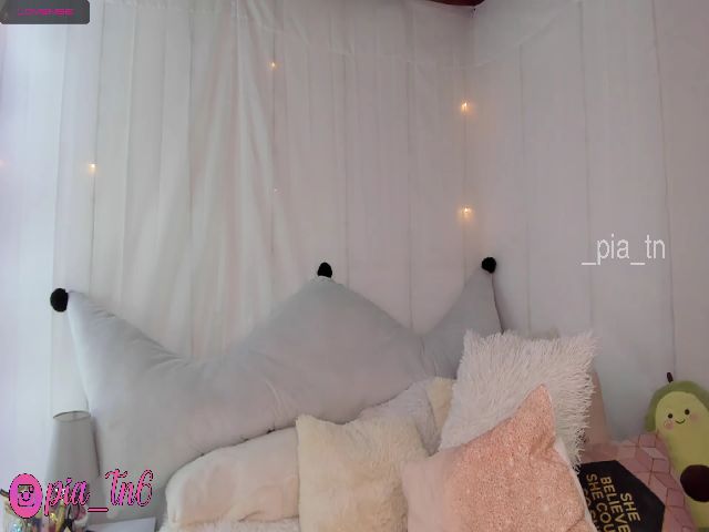 Live sex webcam photo for Pia_tn #259648647