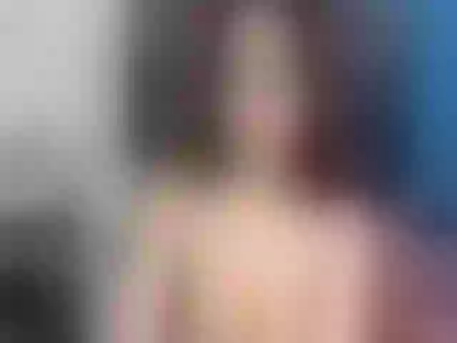 Live sex webcam photo for AngeelJones #253496204