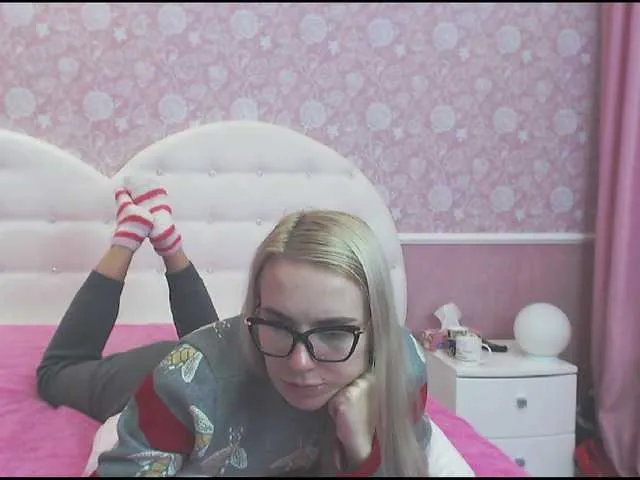 Live sex webcam photo for BunnySue #241388274