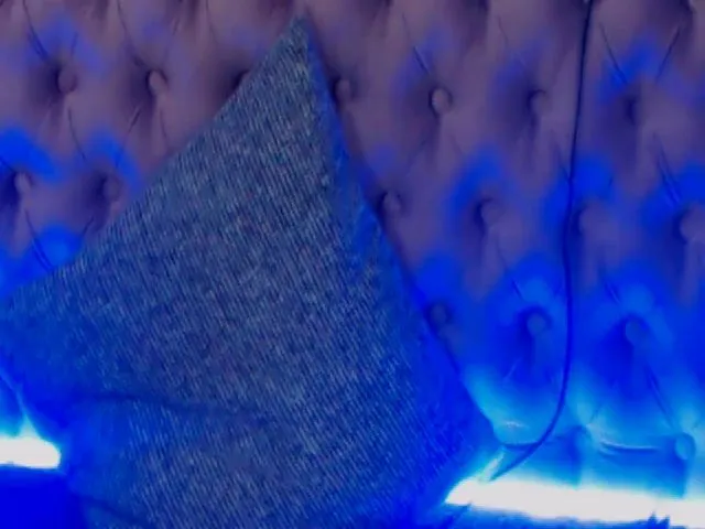 Live sex webcam photo for MaylyWalss #254953703
