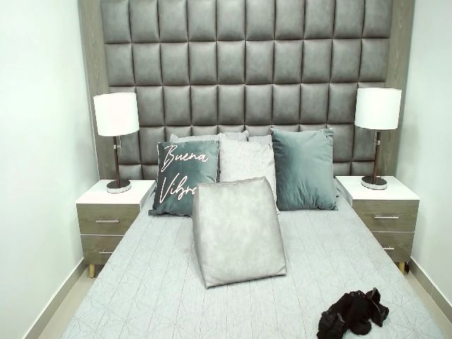 Live sex webcam photo for Sofyaa #262051310