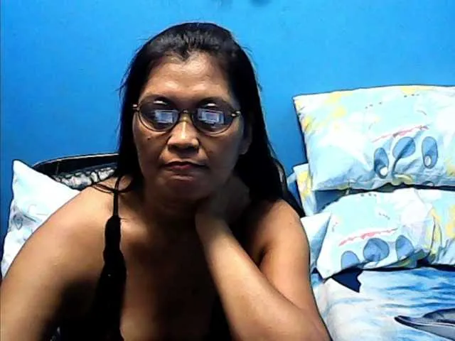Live sex webcam photo for hOtGranny4u #257873372