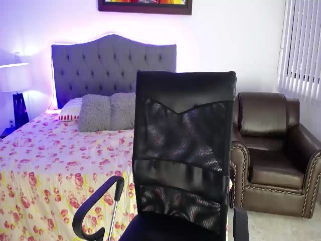 Live sex webcam photo for Sasha_cameron #254922313