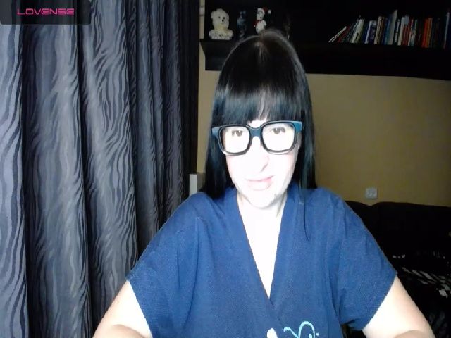 Live sex webcam photo for NoNameXY #263879897