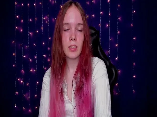 Live sex webcam photo for JaneNichols #265279381