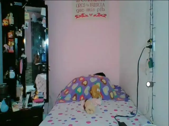 Live sex webcam photo for Amanda_Callum #265145115