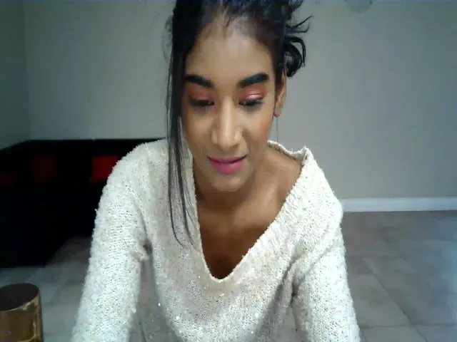 Live sex webcam photo for dirtyrissa69 #256935140