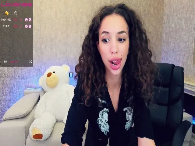 Live sex webcam photo for Simba_Leo #254807057