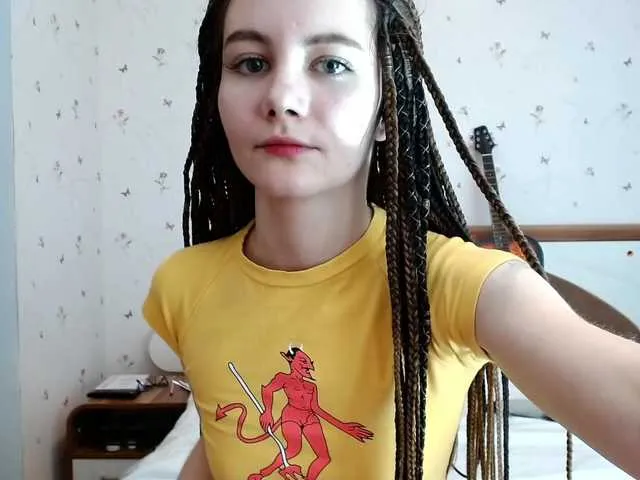 Live sex webcam photo for xxxbonnieblue #241297777