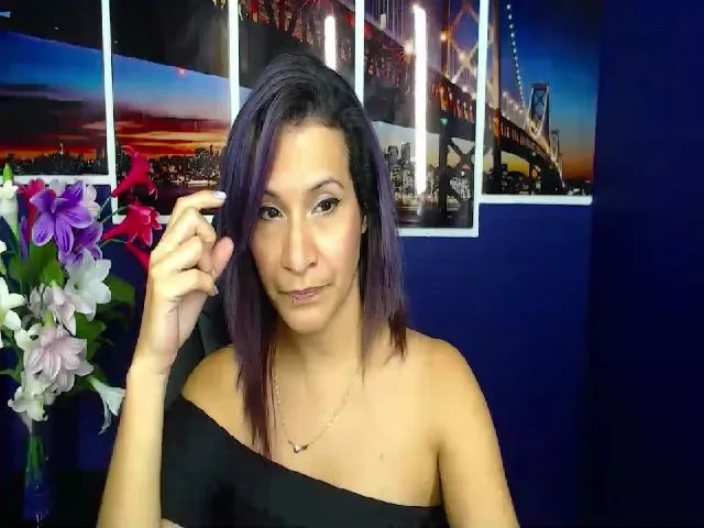 Live sex webcam photo for Infernalsexx #253988655