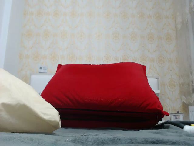 Live sex webcam photo for MelissaBby #262240060