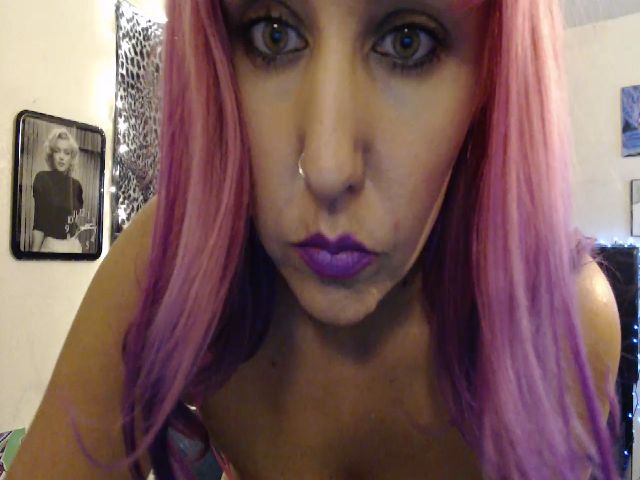 Live sex webcam photo for Sparkle_Pinup #254902685