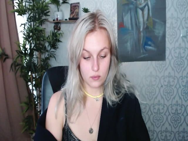 Live sex webcam photo for Dorina_xX #263667613