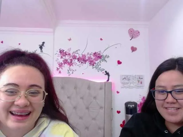 Live sex webcam photo for ellieymalala #247230063
