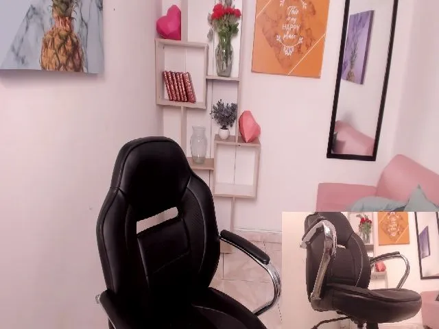 Live sex webcam photo for Camila_monet #260272863