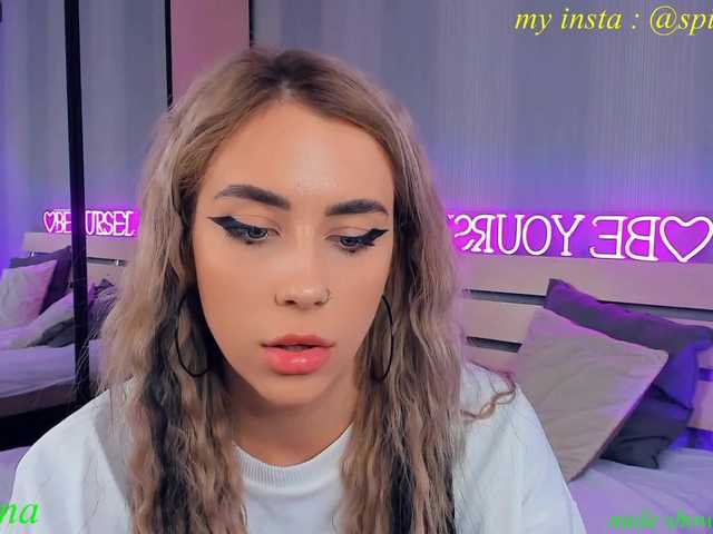 Live sex webcam photo for KaprinaGirrs #241213911