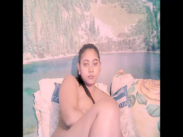 Live sex webcam photo for indianruby99 #254284879