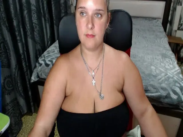 Live sex webcam photo for Boobylana #256434089