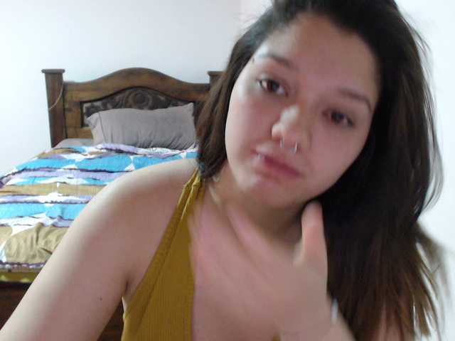 Live sex webcam photo for Maggie-evans5 #241351405