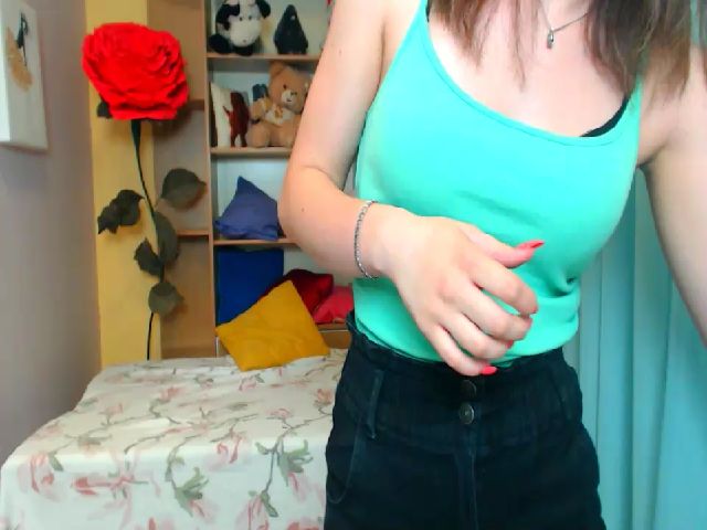 Live sex webcam photo for EshliLee__ #257033040