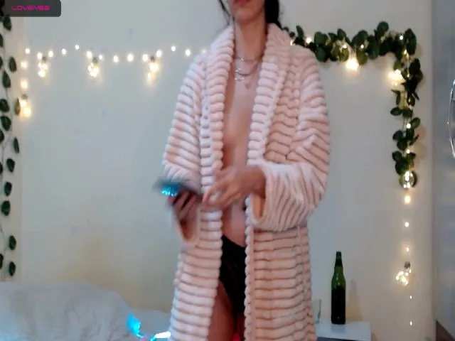 Live sex webcam photo for Saylorxsindy #257423850