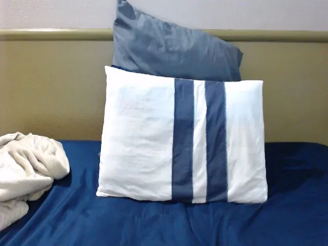 Live sex webcam photo for Explodeinmex #255409029