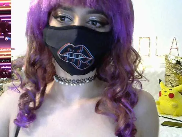 Live sex webcam photo for CherryBaby7 #241077661