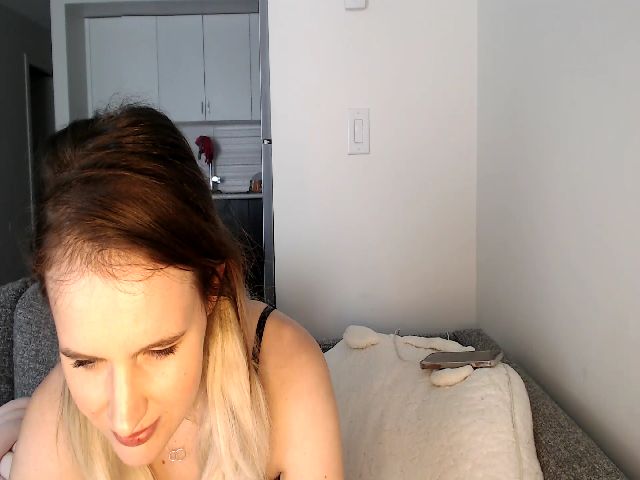 Live sex webcam photo for Nirv_Ana #257691067