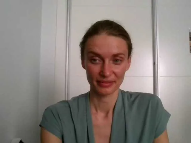 Live sex webcam photo for CelesteKissab #241330383