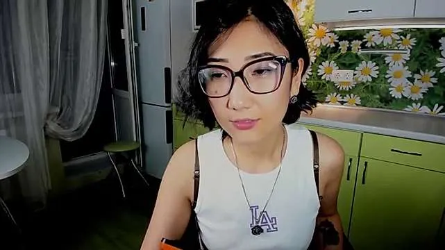 Live sex webcam photo for Jacky_Lee #252057938
